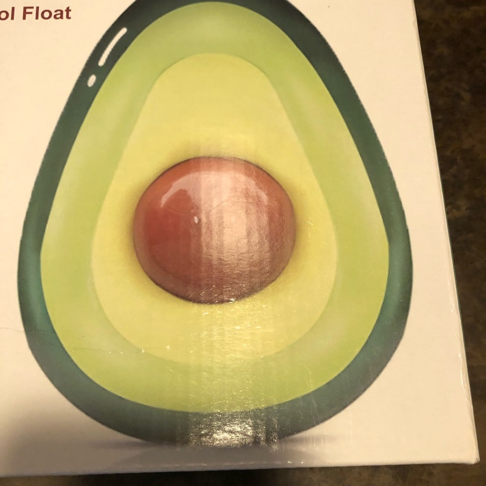 Pool float - Picture 4 of 4